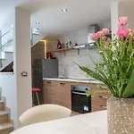 Garitta House 아파트